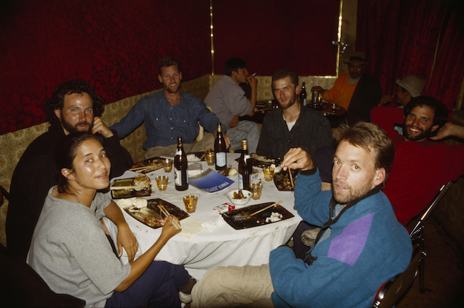 95 D 66 64b 1995 Group Eating End of Trip